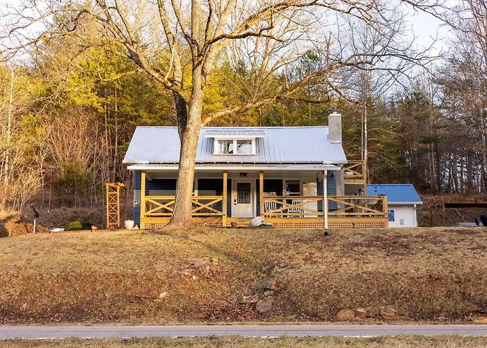 Riverside Relaxer W/Hot Tub+Fire Pit +Wifi & View