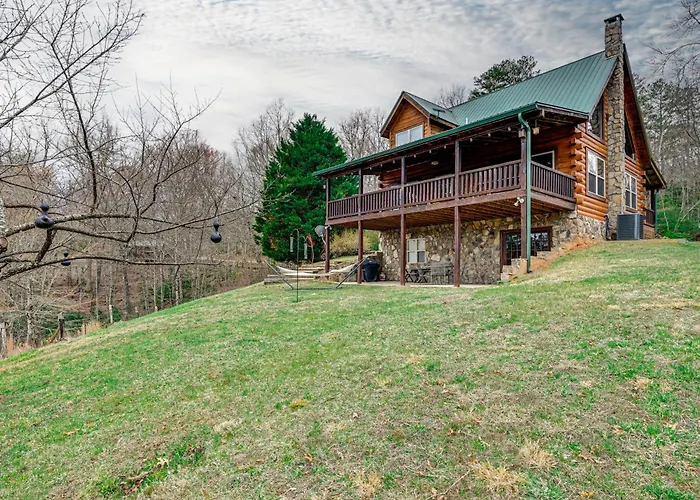Mtn Views, Yard, & Fire Pit: Multi-Level Cabin