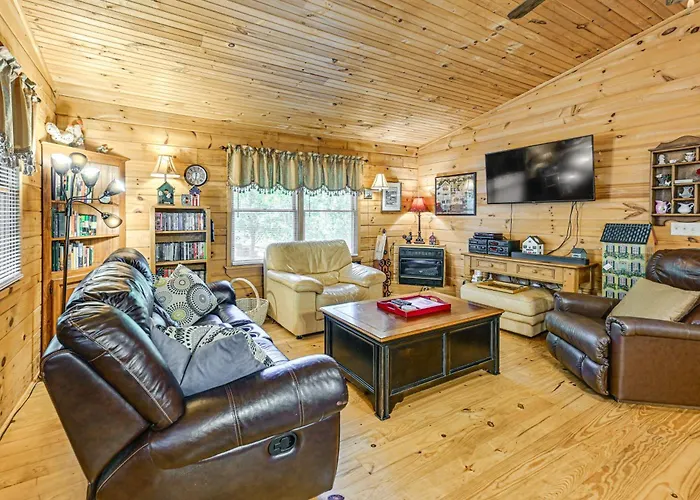 11 Mi To Dtwn: Franklin Cabin W/ Porch!